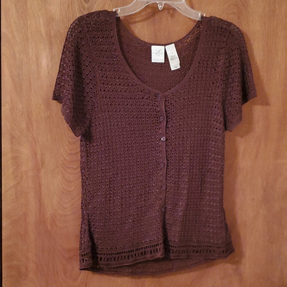 L Emma James top